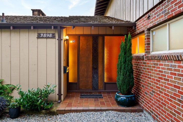 Photo 6 at 3898 Southridge Avenue, Bayridge, West Vancouver