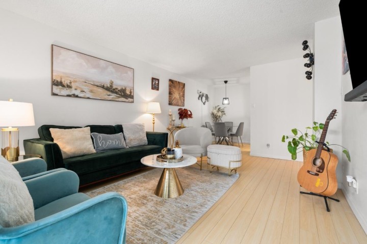 Photo 6 at 307 - 2016 Fullerton Avenue, Pemberton NV, North Vancouver