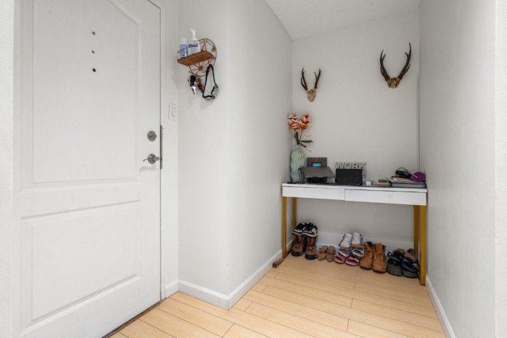 Photo 13 at 307 - 2016 Fullerton Avenue, Pemberton NV, North Vancouver