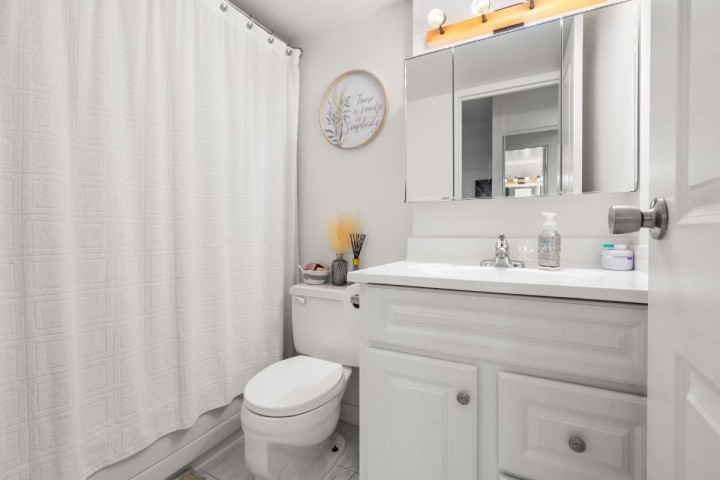 Photo 16 at 307 - 2016 Fullerton Avenue, Pemberton NV, North Vancouver