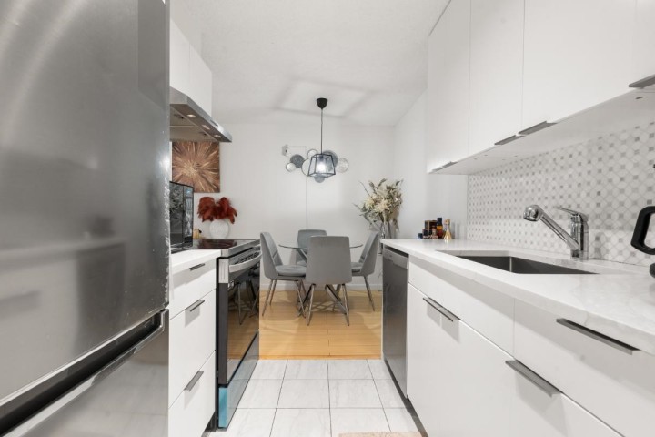 Photo 12 at 307 - 2016 Fullerton Avenue, Pemberton NV, North Vancouver