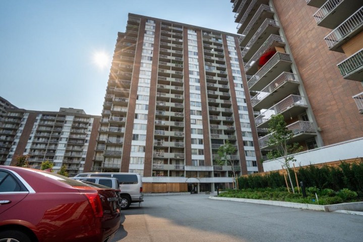 Photo 1 at 307 - 2016 Fullerton Avenue, Pemberton NV, North Vancouver