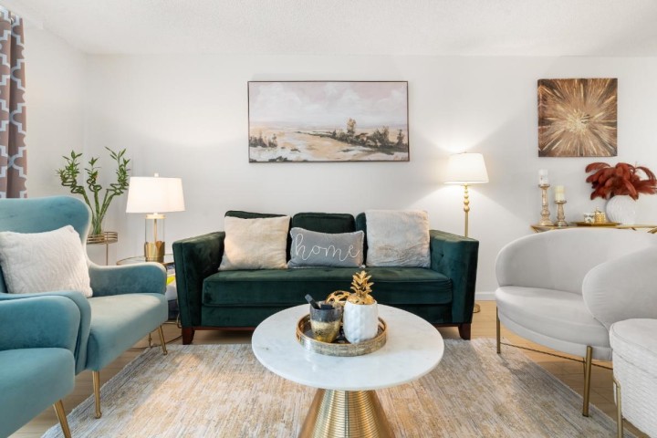 Photo 8 at 307 - 2016 Fullerton Avenue, Pemberton NV, North Vancouver