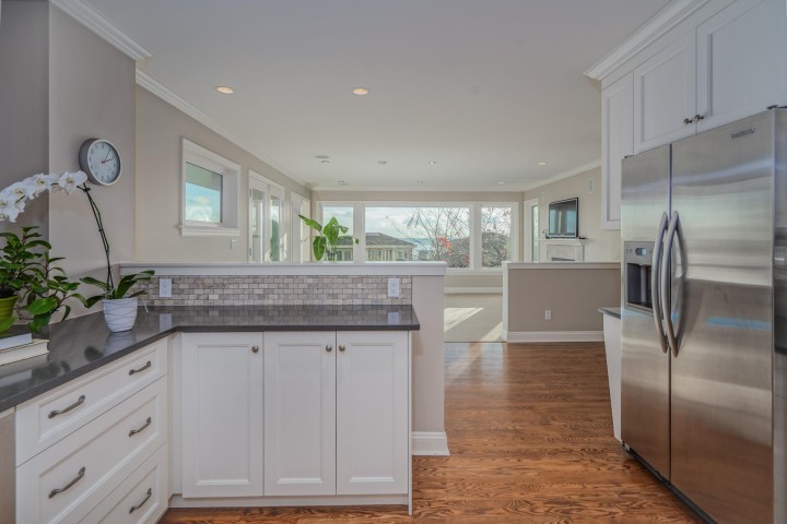 Photo 13 at 1460 Nelson Avenue, Ambleside, West Vancouver