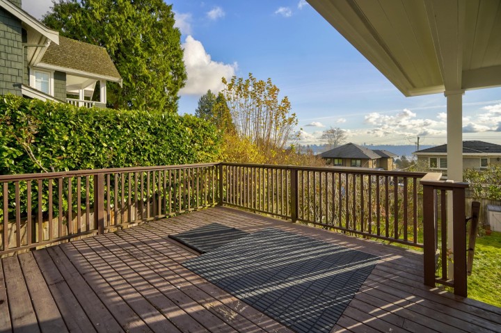 Photo 34 at 1460 Nelson Avenue, Ambleside, West Vancouver