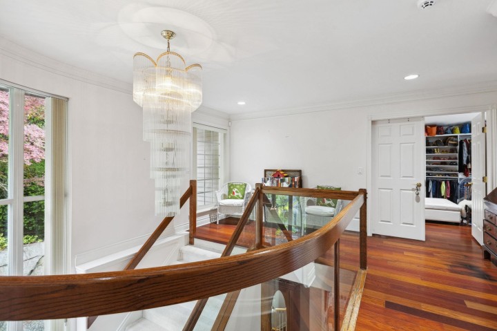 Photo 13 at 4650 Northwood Drive, Cypress Park Estates, West Vancouver