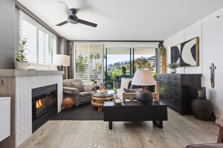 Photo 5 at 14E - 328 Taylor Way, Park Royal, West Vancouver