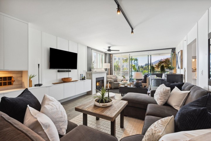 Photo 9 at 14E - 328 Taylor Way, Park Royal, West Vancouver