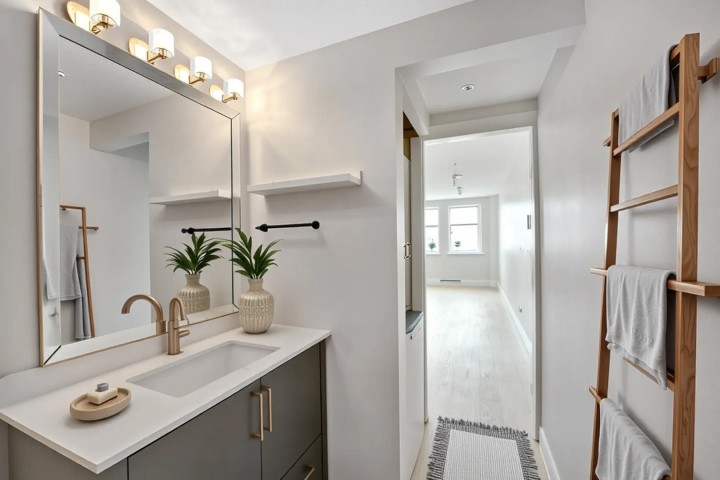 Photo 6 at 701 - 233 Abbott Street, Downtown VW, Vancouver West