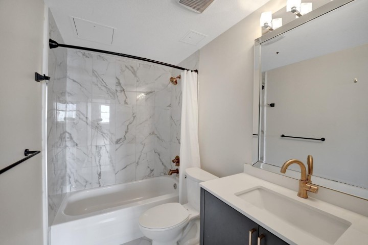 Photo 12 at 701 - 233 Abbott Street, Downtown VW, Vancouver West