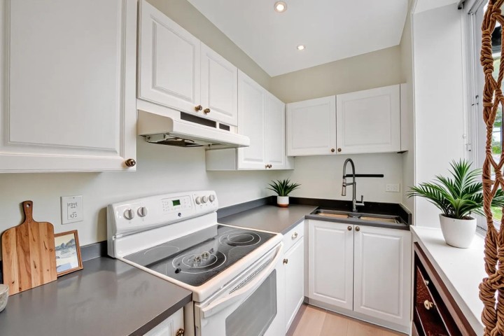 Photo 4 at 701 - 233 Abbott Street, Downtown VW, Vancouver West