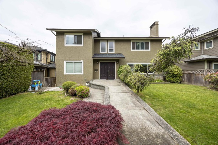 Photo 1 at 915 W 33rd Avenue, Cambie, Vancouver West