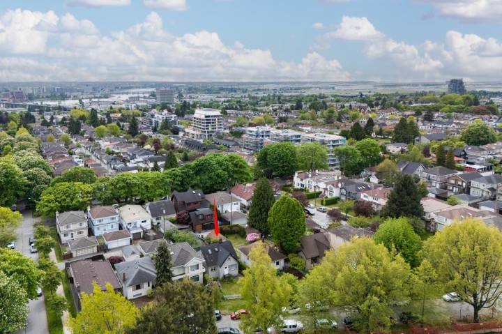 Photo 6 at 922 Park Drive, Marpole, Vancouver West