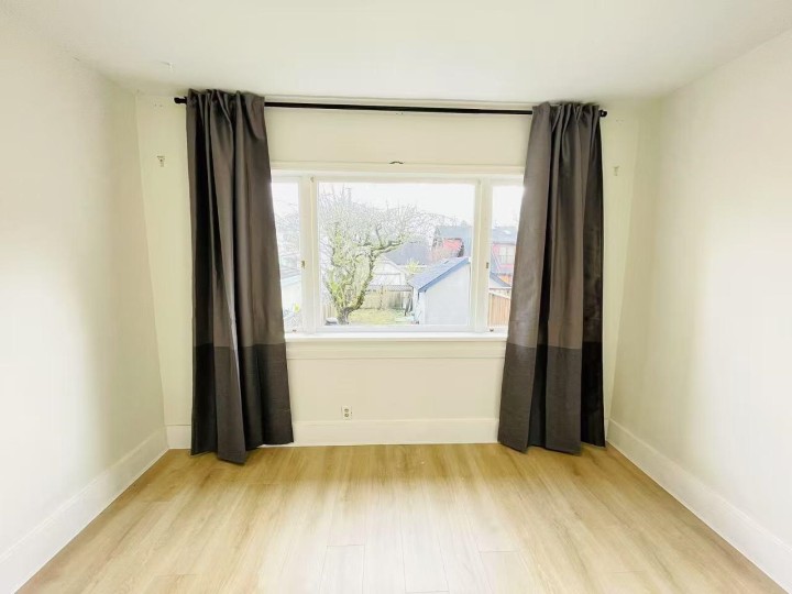 Photo 14 at 922 Park Drive, Marpole, Vancouver West