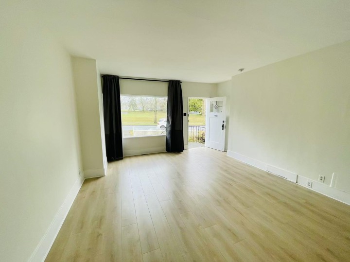 Photo 8 at 922 Park Drive, Marpole, Vancouver West