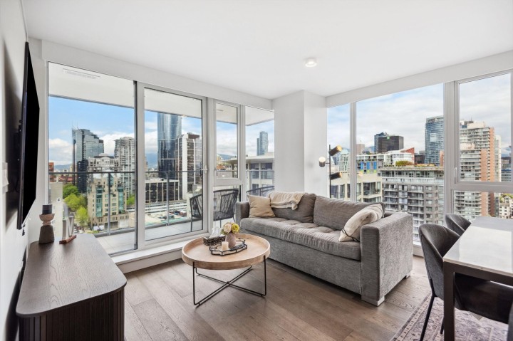 Photo 4 at 2002 - 1111 Richards Street, Downtown VW, Vancouver West