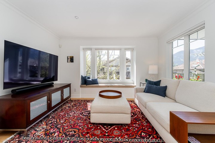 Photo 9 at 54 Beach Drive, Furry Creek, West Vancouver