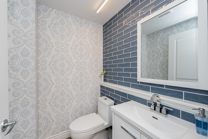 Photo 10 at 54 Beach Drive, Furry Creek, West Vancouver