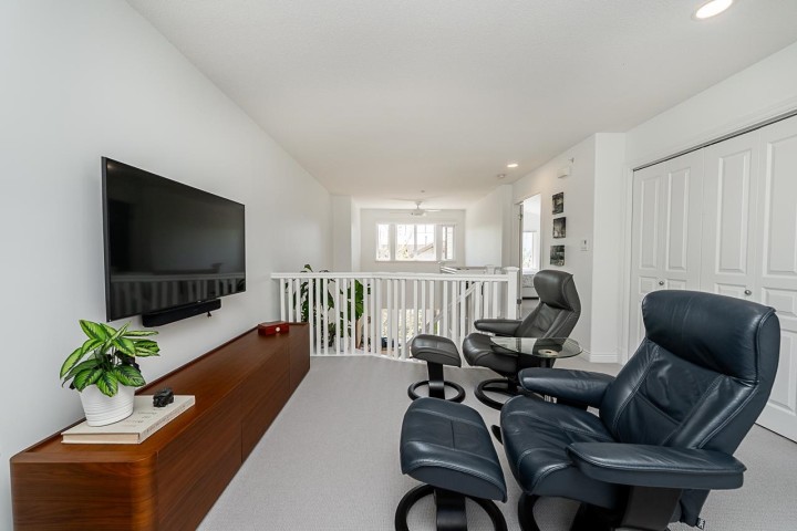 Photo 18 at 54 Beach Drive, Furry Creek, West Vancouver