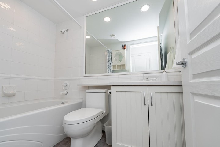 Photo 29 at 54 Beach Drive, Furry Creek, West Vancouver