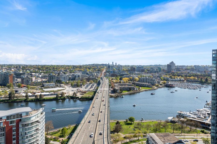 Photo 2 at 2717 - 89 Nelson Street, Yaletown, Vancouver West