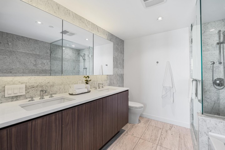 Photo 18 at 2717 - 89 Nelson Street, Yaletown, Vancouver West