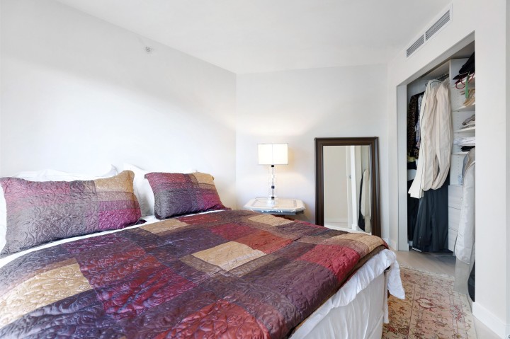 Photo 15 at 305 - 8 Smithe Mews, Yaletown, Vancouver West