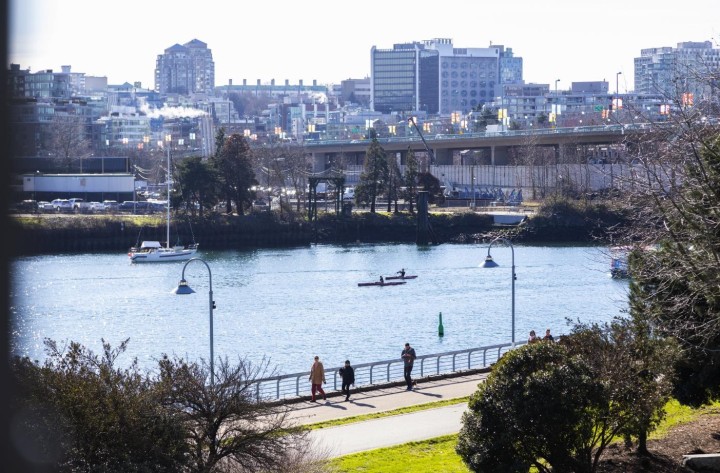 Photo 25 at 305 - 8 Smithe Mews, Yaletown, Vancouver West