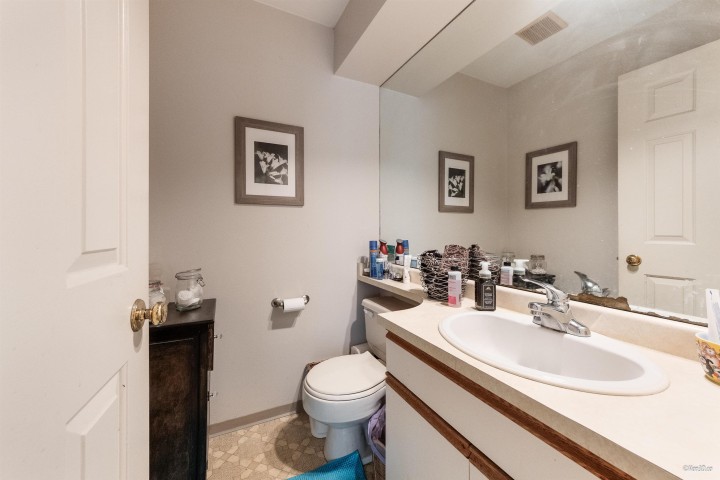Photo 10 at 1215 W 67th Avenue, Marpole, Vancouver West