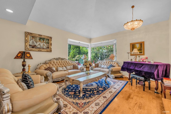 Photo 3 at 1338 W 54th Avenue, South Granville, Vancouver West