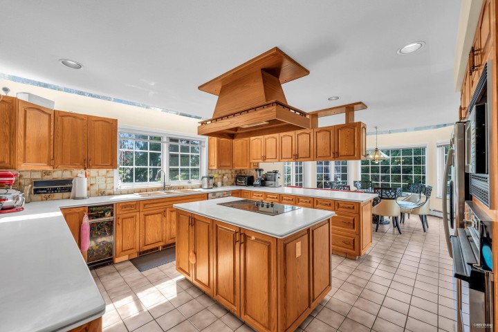 Photo 9 at 1338 W 54th Avenue, South Granville, Vancouver West