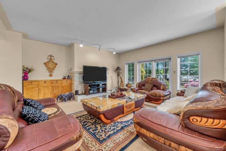 Photo 10 at 1338 W 54th Avenue, South Granville, Vancouver West