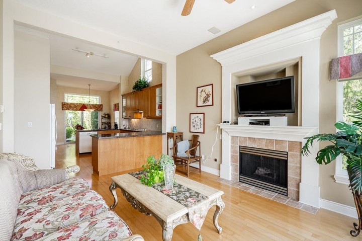 Photo 9 at 4918 Edendale Lane, Caulfeild, West Vancouver