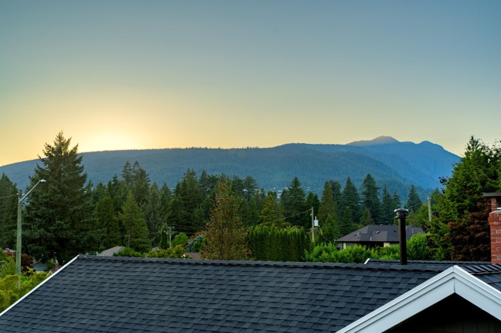 Photo 32 at 4168 Highland Boulevard, Forest Hills NV, North Vancouver