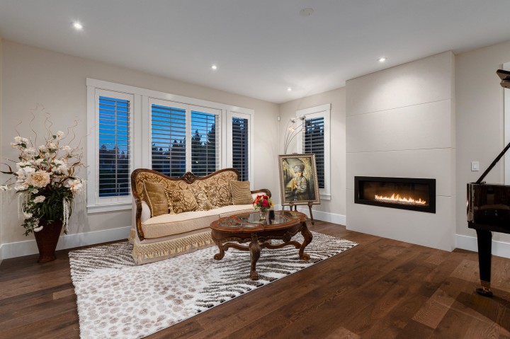 Photo 4 at 4168 Highland Boulevard, Forest Hills NV, North Vancouver