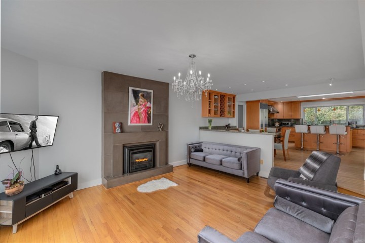 Photo 7 at 1565 Vinson Creek Road, Chartwell, West Vancouver