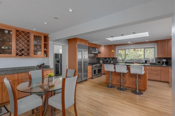 Photo 8 at 1565 Vinson Creek Road, Chartwell, West Vancouver