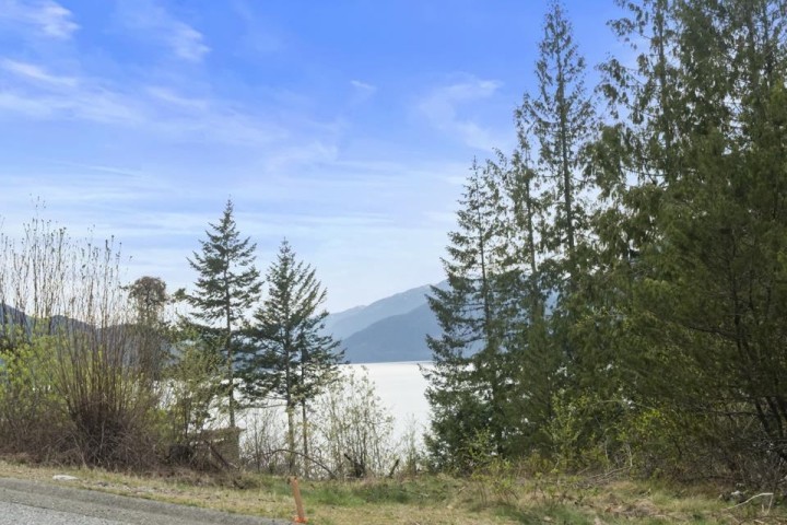 Photo 18 at 128 Furry Creek Drive, Furry Creek, West Vancouver