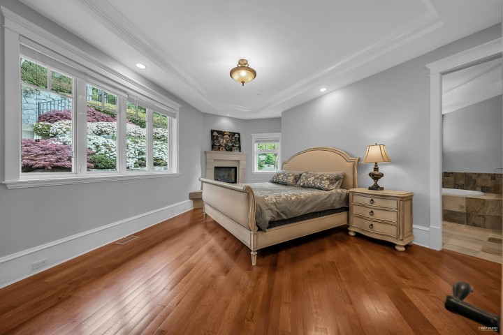 Photo 27 at 2326 Chippendale Road, Whitby Estates, West Vancouver