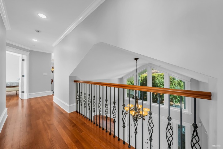 Photo 17 at 2326 Chippendale Road, Whitby Estates, West Vancouver