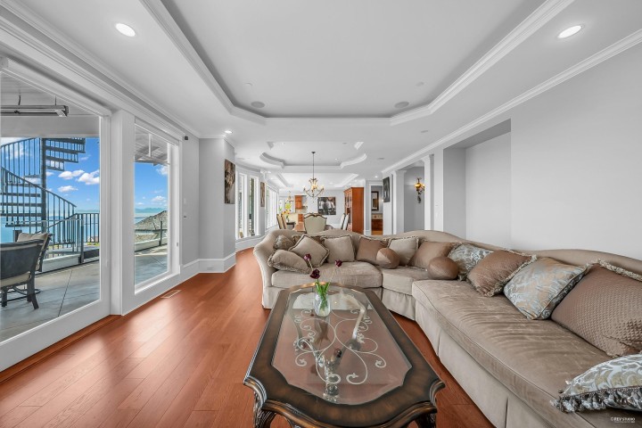 Photo 7 at 2326 Chippendale Road, Whitby Estates, West Vancouver