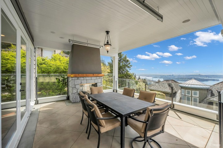 Photo 9 at 2326 Chippendale Road, Whitby Estates, West Vancouver