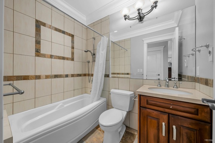 Photo 33 at 2326 Chippendale Road, Whitby Estates, West Vancouver