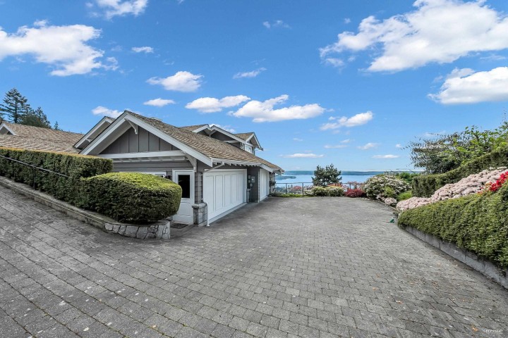 Photo 37 at 2326 Chippendale Road, Whitby Estates, West Vancouver