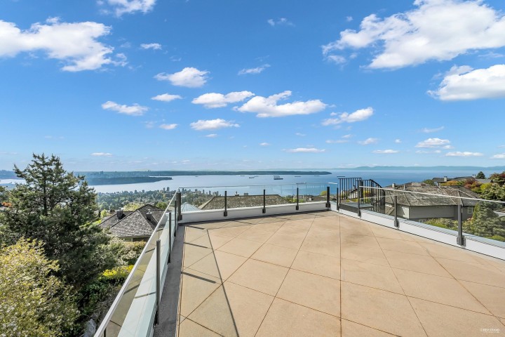 Photo 25 at 2326 Chippendale Road, Whitby Estates, West Vancouver