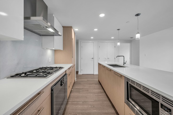 Photo 13 at 303 - 5077 Cambie Street, Cambie, Vancouver West