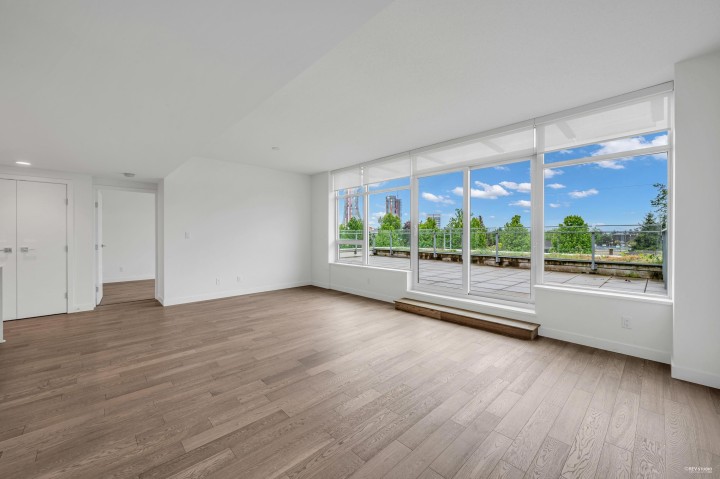 Photo 8 at 303 - 5077 Cambie Street, Cambie, Vancouver West