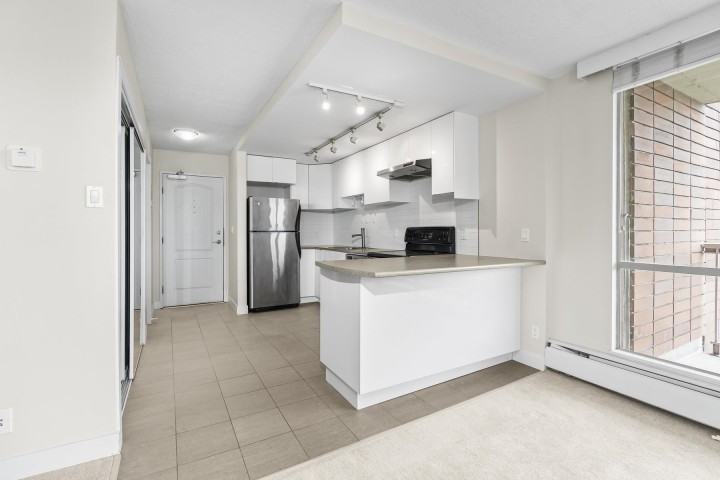 Photo 4 at 1610 - 2016 Fullerton Avenue, Pemberton NV, North Vancouver