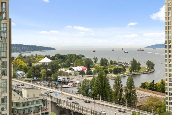 Photo 18 at 1706 - 888 Pacific Street, Yaletown, Vancouver West