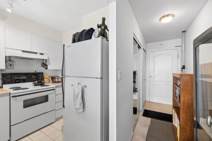 Photo 8 at 1706 - 888 Pacific Street, Yaletown, Vancouver West